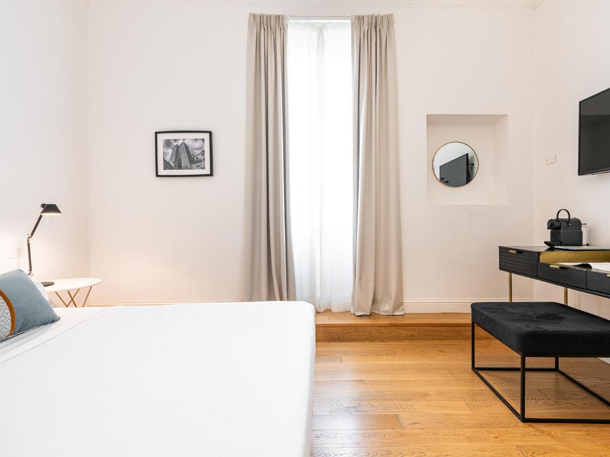 Pley Boutique Del Centro Hotel Cagliari Ngoại thất bức ảnh
