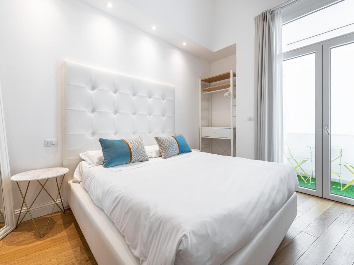Pley Boutique Del Centro Hotel Cagliari Ngoại thất bức ảnh