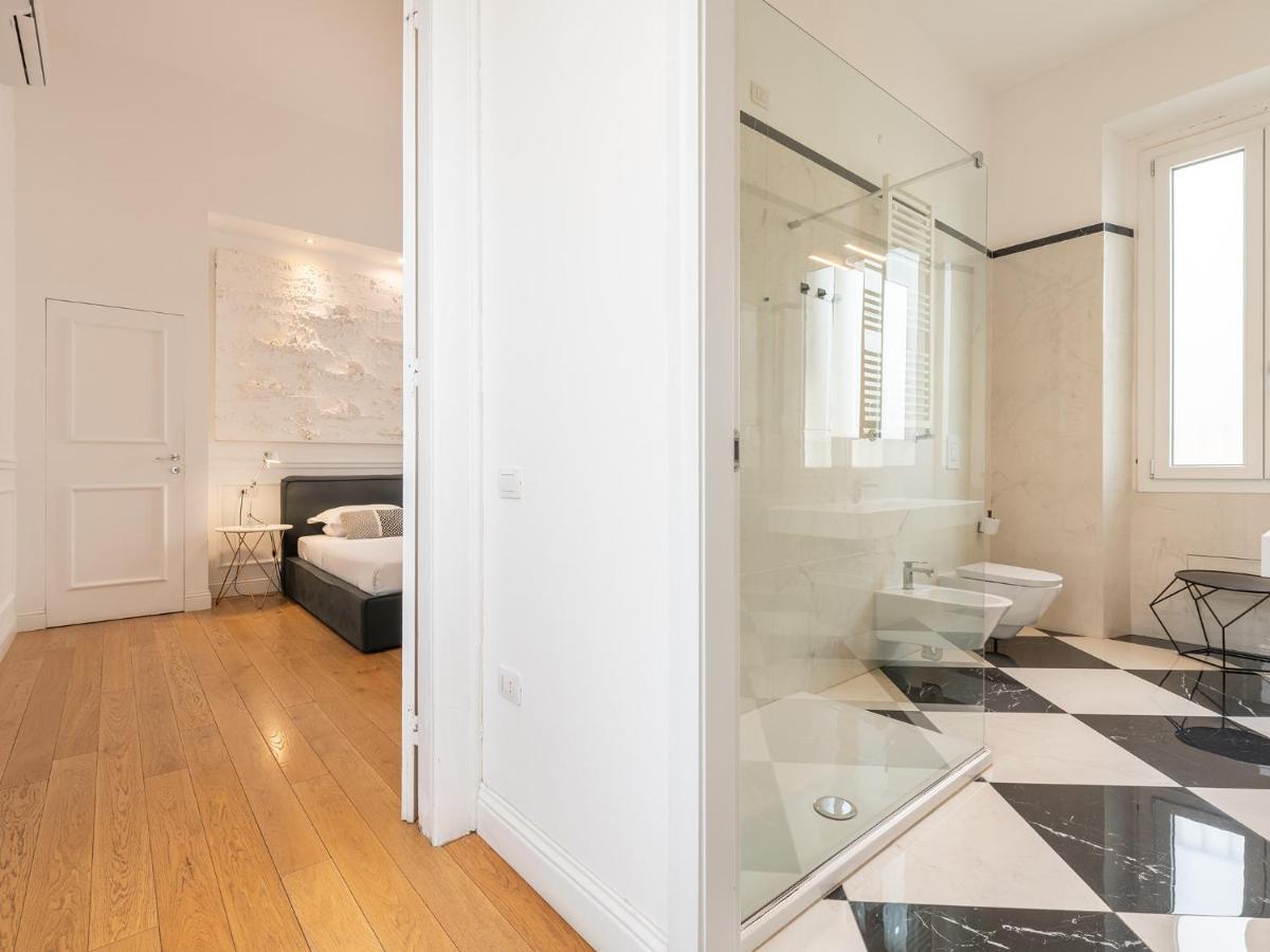 Pley Boutique Del Centro Hotel Cagliari Ngoại thất bức ảnh