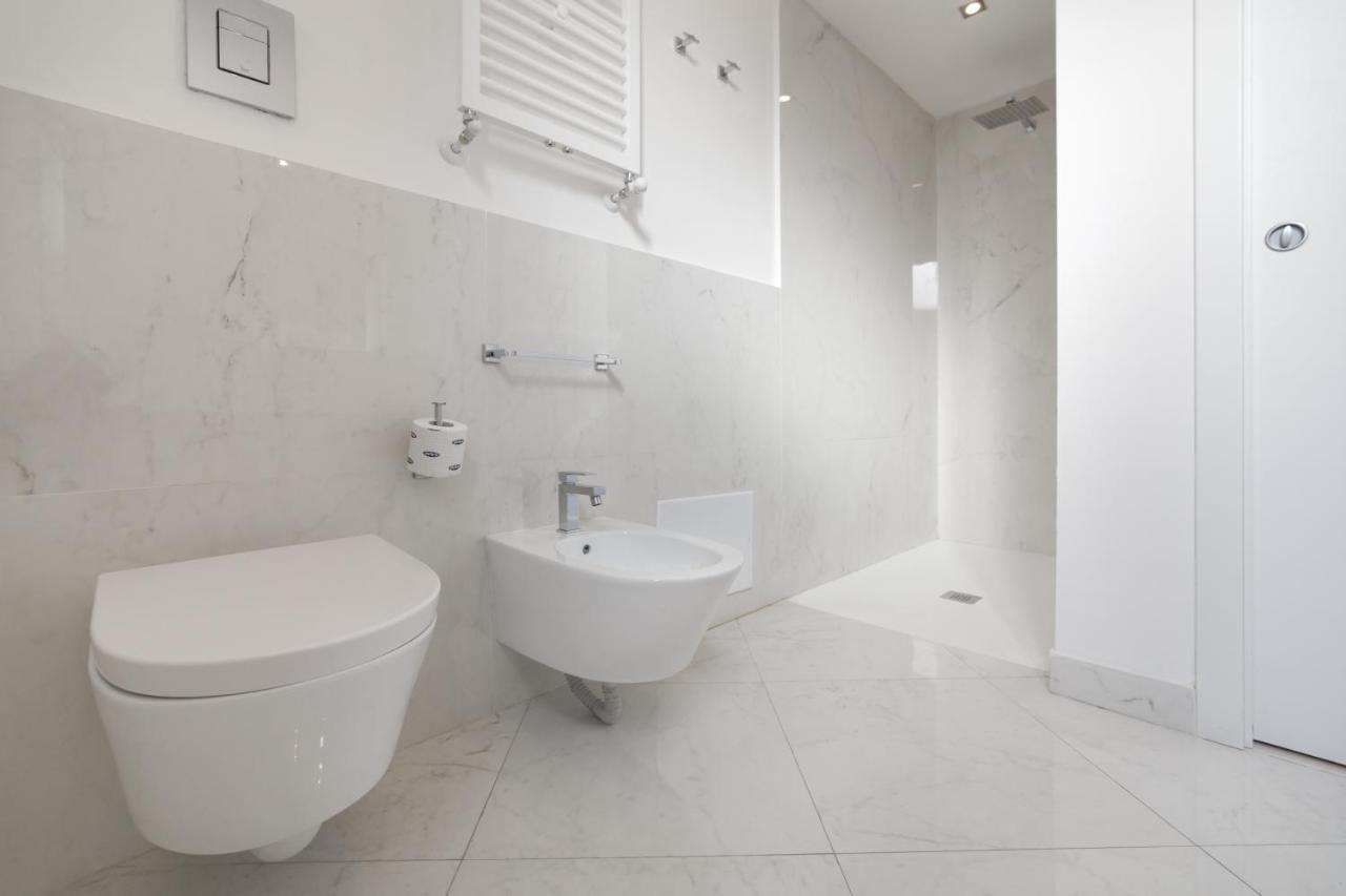 Pley Boutique Del Centro Hotel Cagliari Ngoại thất bức ảnh